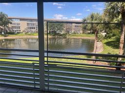 Picture of 3101 Portofino Pt # M2, Coconut Creek, FL 33066