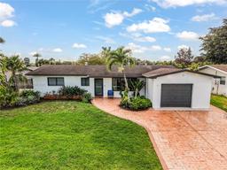 Picture of 1410 NW 114Th Ave, Pembroke Pines, FL 33026