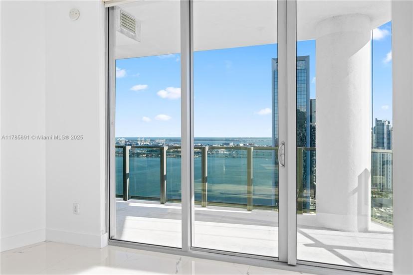 Picture of 2900 NE 7Th Ave # 4009, Miami FL 33137