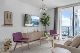 Picture of 601 NE 1 Ave # 3701, Miami, FL 33132