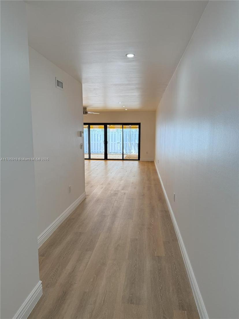 Picture of 16528 Bridge End Rd, Miami Lakes FL 33014