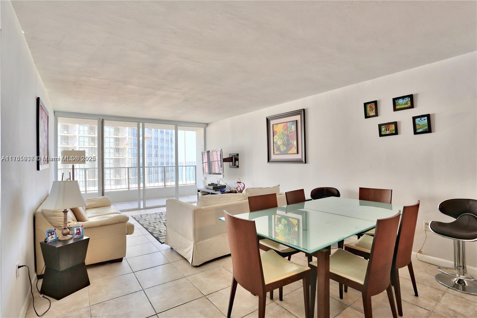 Picture of 555 NE 15Th St # 10G, Miami, FL 33132