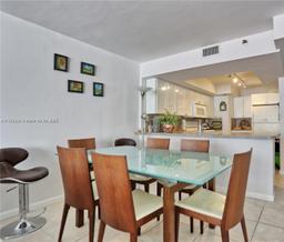 Picture of 555 NE 15Th St # 10G, Miami, FL 33132
