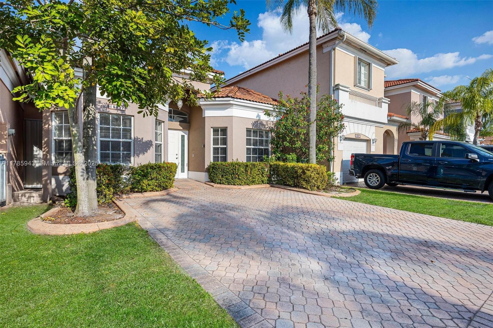 Picture of 10297 SW 162Nd Ct, Miami, FL 33196