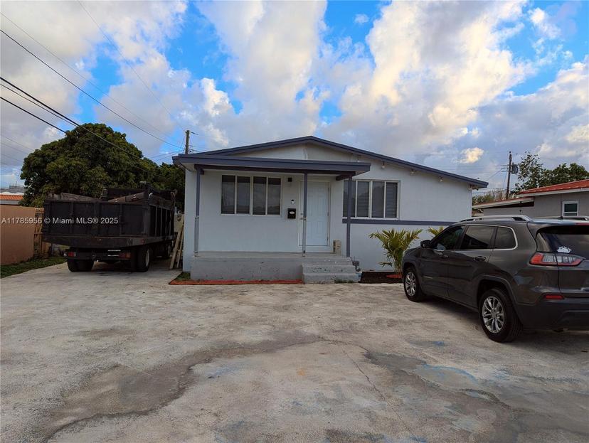 Picture of 320 W 13Th St, Hialeah FL 33010