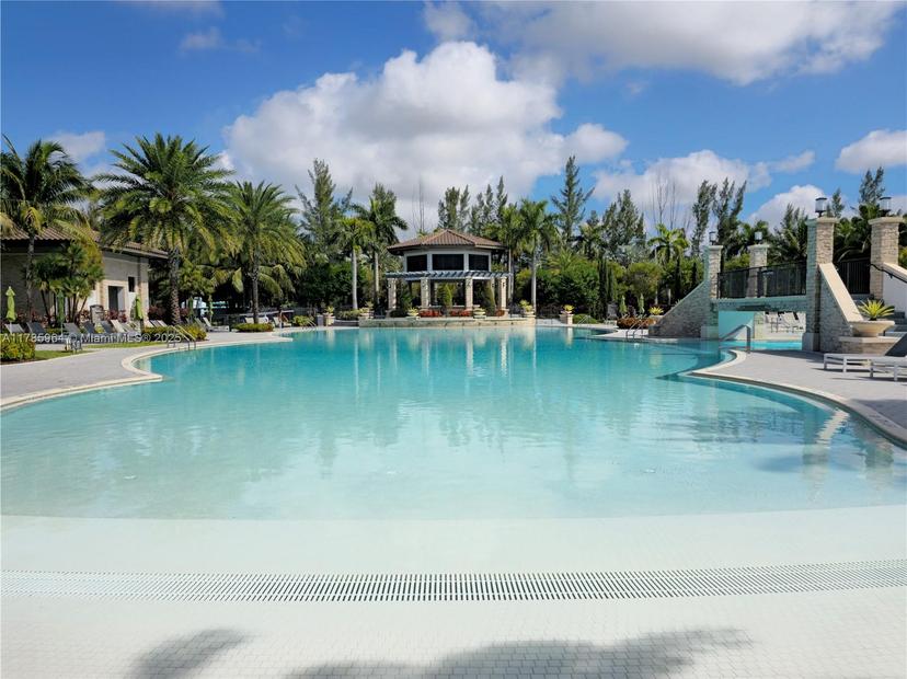 Picture of 10075 NW 86Th Ter, Doral FL 33178