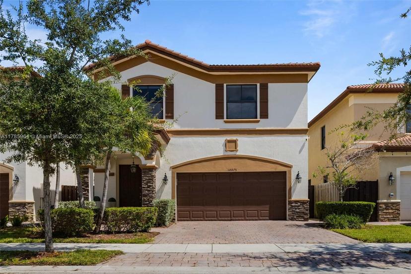 Picture of 10075 NW 86Th Ter, Doral FL 33178