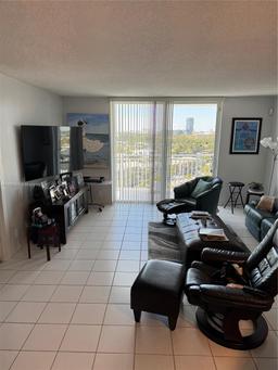 Picture of 427 Golden Isles Dr # 11J, Hallandale Beach, FL 33009