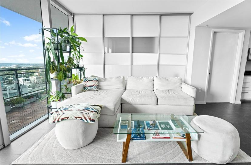 Picture of 92 SW 3Rd St # 4604, Miami FL 33130
