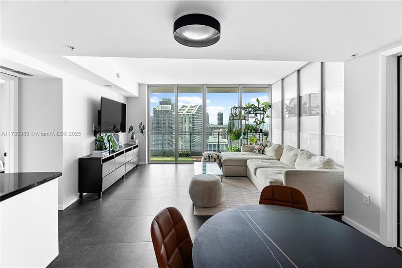 Picture of 92 SW 3Rd St # 4604, Miami FL 33130