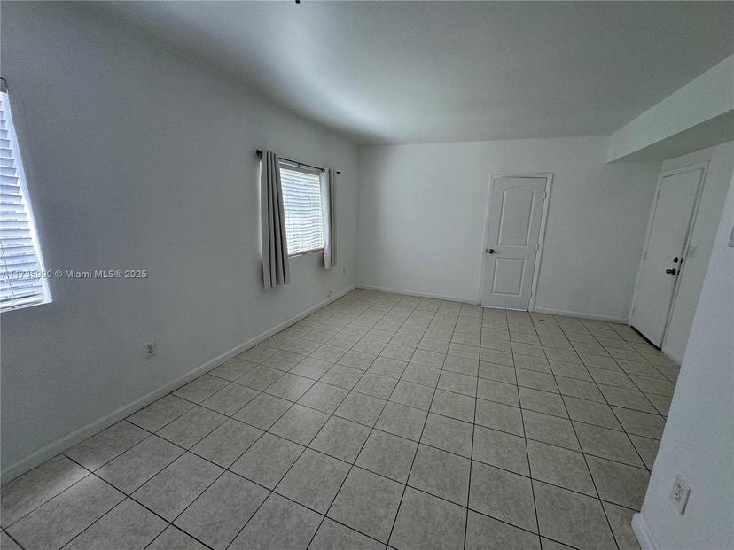 Picture of 109 NW 6Th Ave # 5, Miami FL 33128