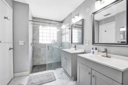 Picture of 530 SW 182Nd Way, Pembroke Pines, FL 33029