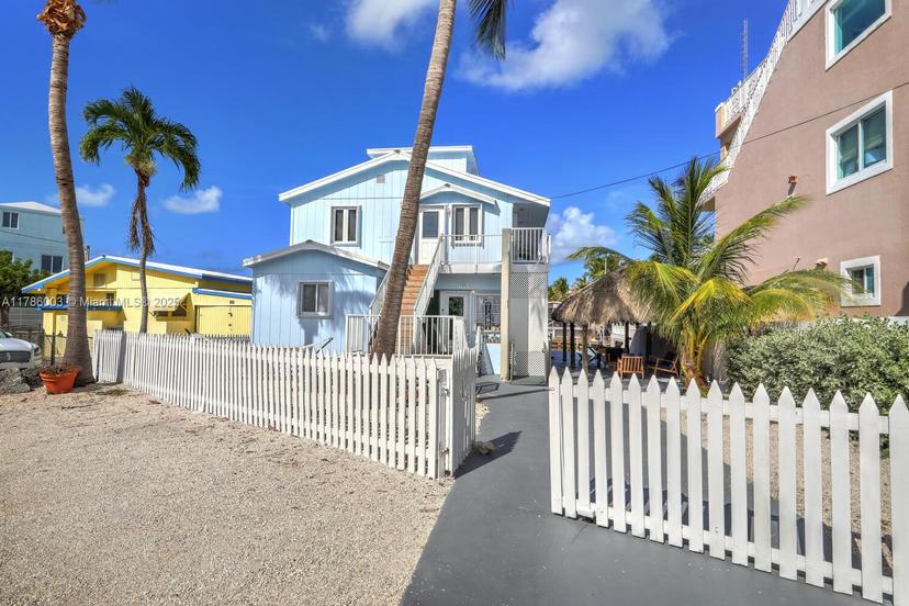 Picture of 126 Guilford Ct, Tavernier FL 33070