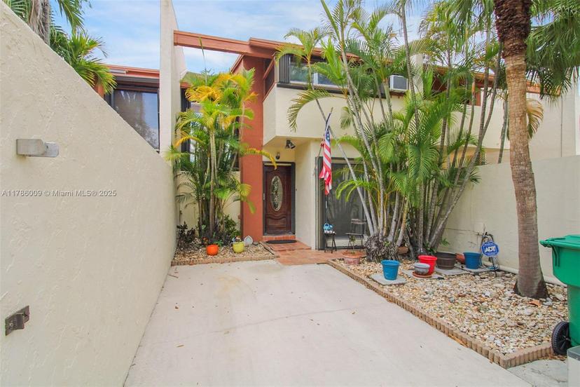 Picture of 7673 SW 103Rd Pl, Miami FL 33173