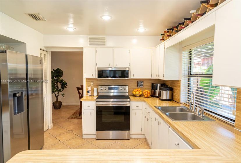 Picture of 8982 SW 9Th Ter, Miami FL 33174