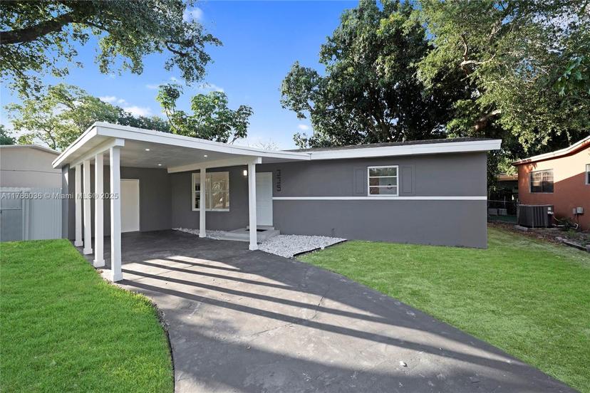 Picture of 335 NE 161St St, Miami FL 33162