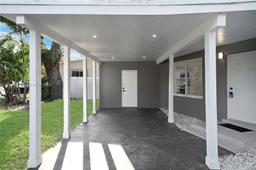 Picture of 335 NE 161St St, Miami, FL 33162