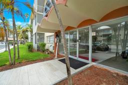 Picture of 16800 NE 15Th Ave # 301, Miami, FL 33162