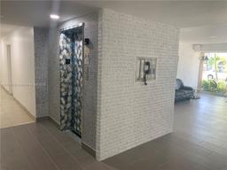 Picture of 16800 NE 15Th Ave # 301, Miami, FL 33162