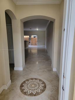 Picture of 8463 NW 107Th Path # 33, Doral, FL 33178