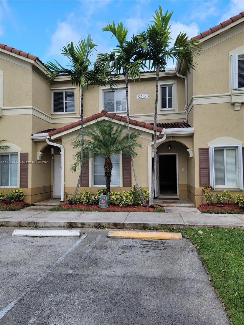 Picture of 8463 NW 107Th Path # 33, Doral FL 33178