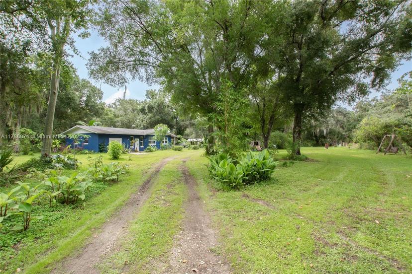 Picture of 1745 County Road 731, Other City - In The State Of Florida FL 33960