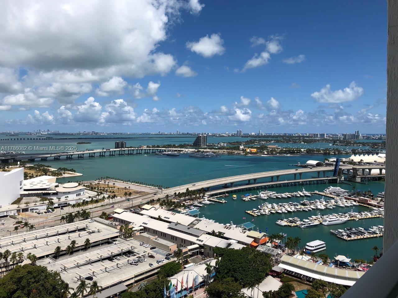Picture of 244 Biscayne Blvd # 3004, Miami, FL 33132
