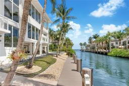 Picture of 3835 Carole Ct, Miami, FL 33133