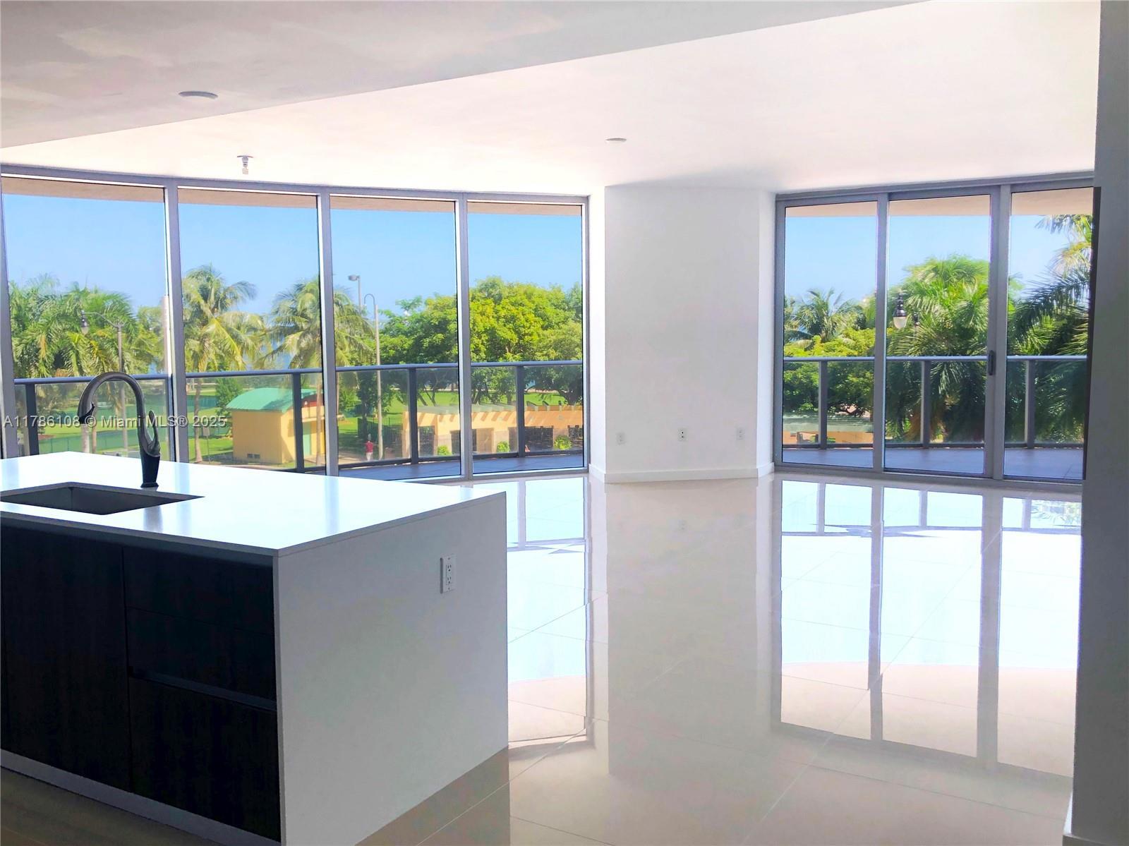 Picture of 488 NE 18Th St # 215, Miami, FL 33132