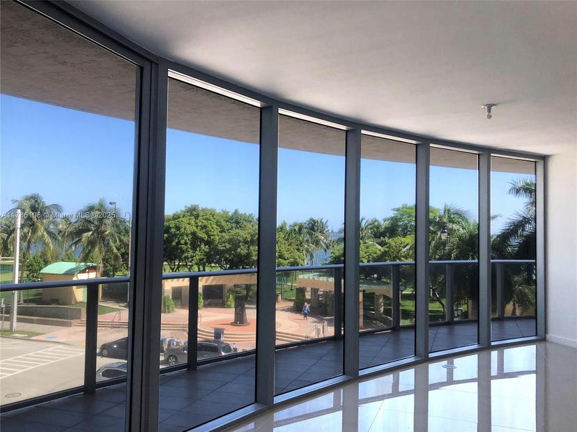 Picture of 488 NE 18Th St # 215, Miami FL 33132
