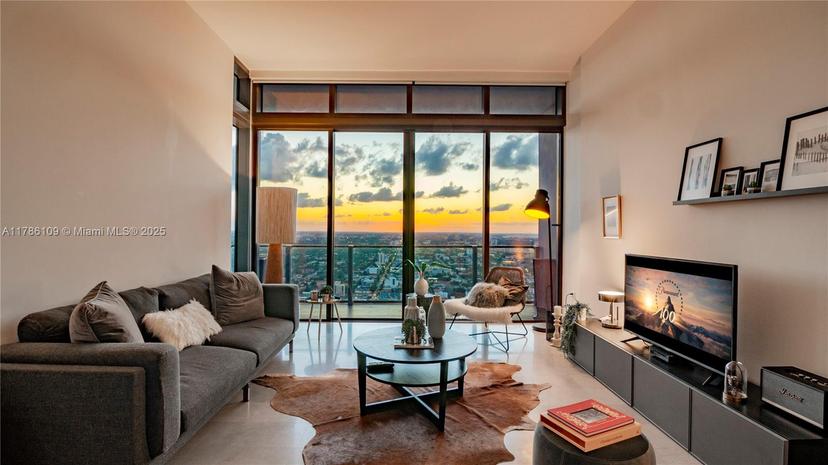 Picture of 88 SW 7Th St # 4008, Miami FL 33130