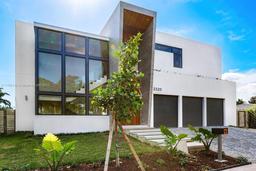 Picture of 2320 NE 49Th St, Lighthouse Point, FL 33064