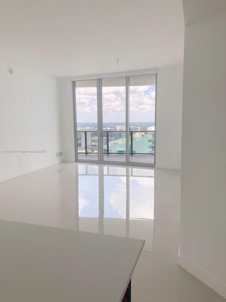 Picture of 488 NE 18Th St # 4905, Miami FL 33132