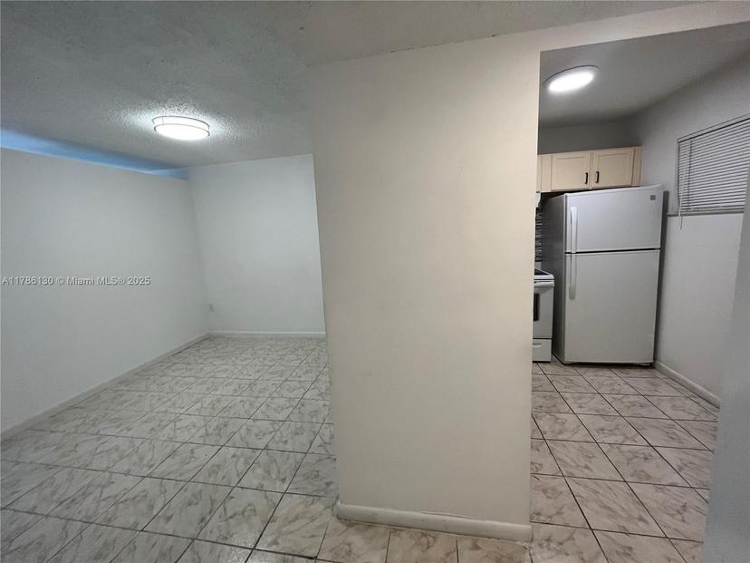Picture of 3710 NW 21St St # 211, Lauderdale Lakes FL 33311