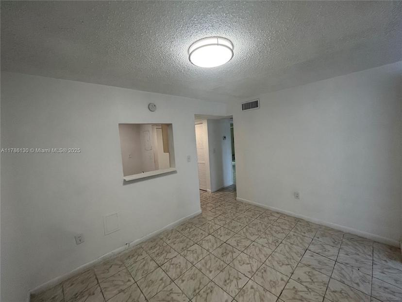 Picture of 3710 NW 21St St # 211, Lauderdale Lakes FL 33311