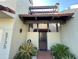 Picture of 9735 Costa Del Sol Blvd # 101, Doral, FL 33178