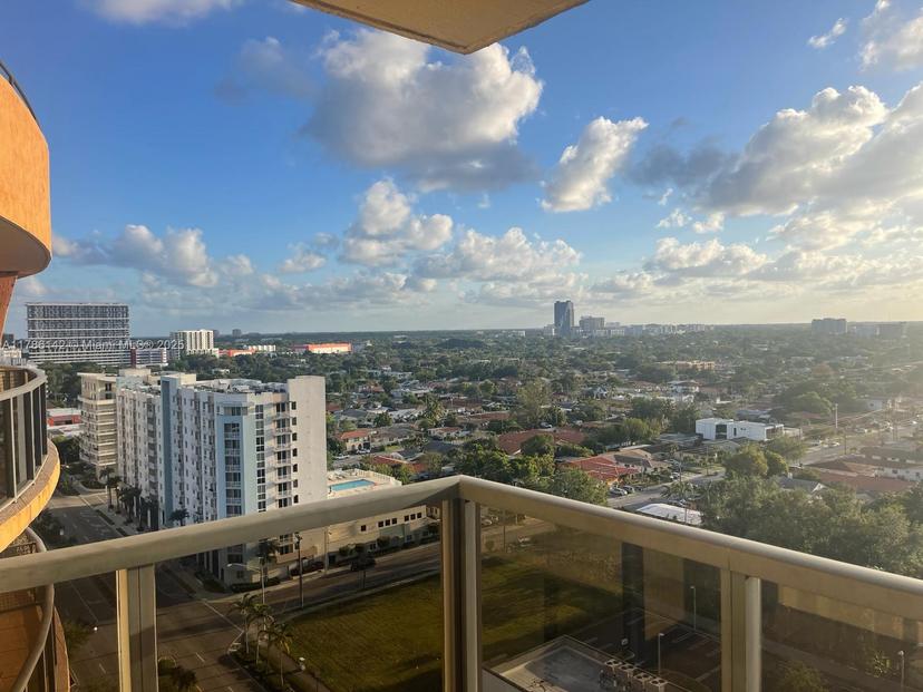 Picture of 2301 SW 27 Av # 1506, Miami FL 33145