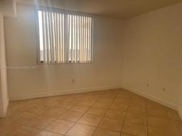 Picture of 2301 SW 27 Av # 1506, Miami, FL 33145
