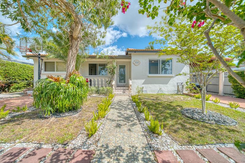 Picture of 7215 SW 16Th St, Miami FL 33155