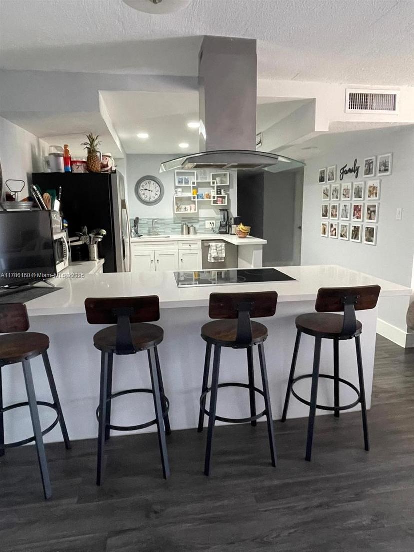 Picture of 13700 SW 62Nd St # 213, Miami FL 33183