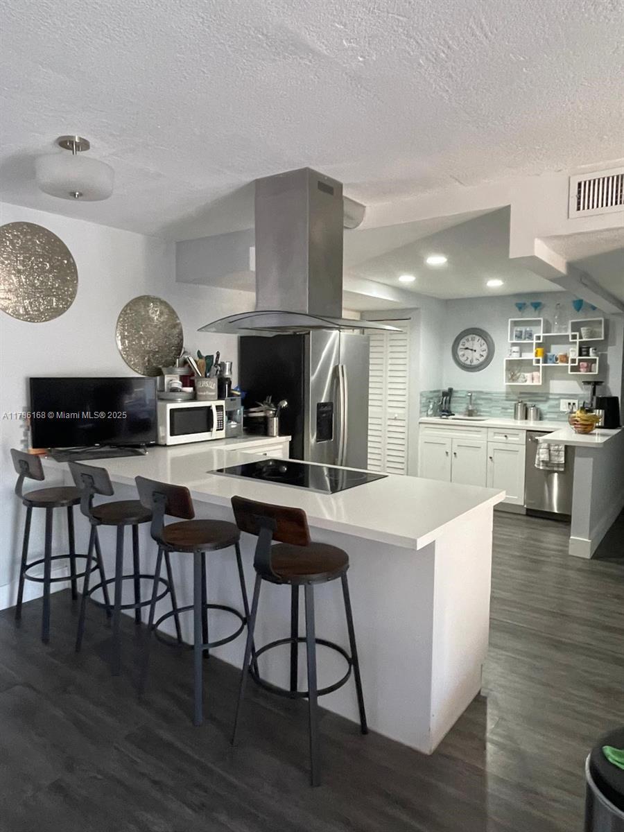 Picture of 13700 SW 62Nd St # 213, Miami, FL 33183