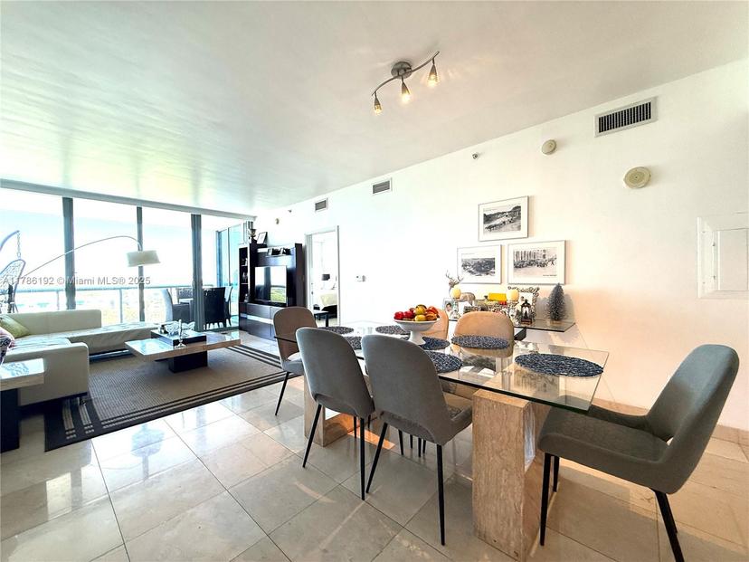 Picture of 601 NE 36 St # 803, Miami FL 33137