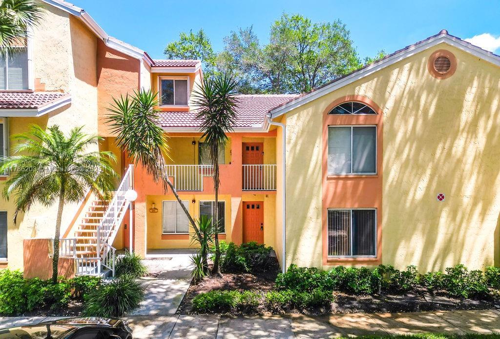 Picture of 1045 Coral Club Dr # 1045, Coral Springs, FL 33071