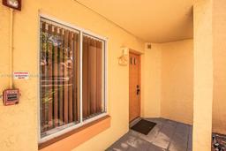 Picture of 1045 Coral Club Dr # 1045, Coral Springs, FL 33071