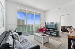 Picture of 950 Brickell Bay Dr # 4606, Miami, FL 33131
