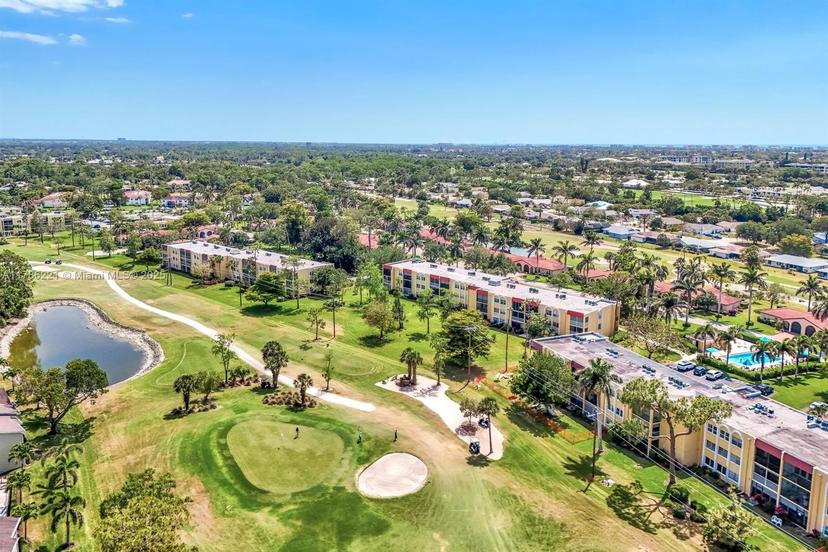 Picture of 1084 Forest Lakes Dr # 201, Other City - In The State Of Florida FL 34105