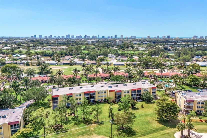 Picture of 1084 Forest Lakes Dr # 201, Other City - In The State Of Florida FL 34105
