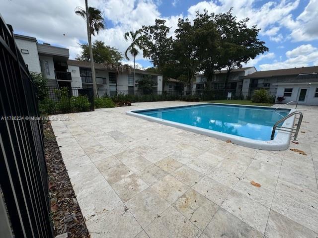 Picture of 4007 N University Dr # 110, Sunrise FL 33351