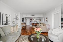 Picture of 3625 N Country Club Dr # 902, Aventura, FL 33180
