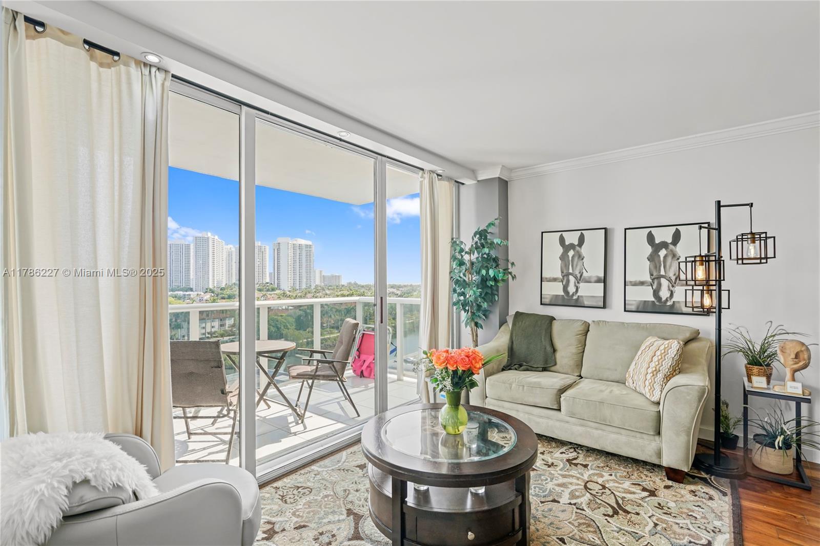 Picture of 3625 N Country Club Dr # 902, Aventura, FL 33180